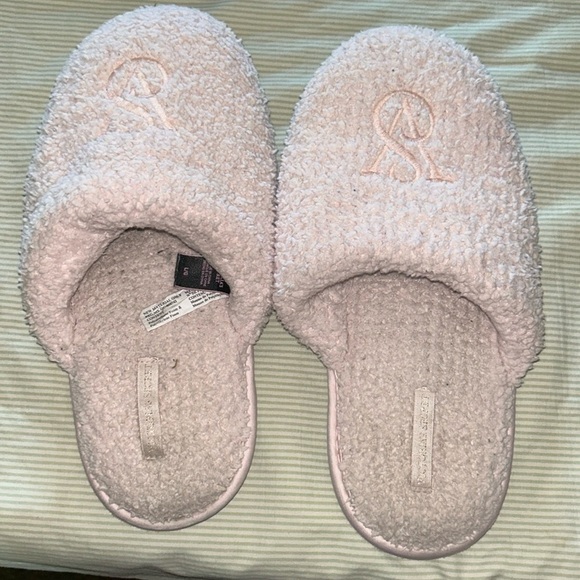 Victoria's Secret Shoes - Used Victoria’s Secret slippers size M